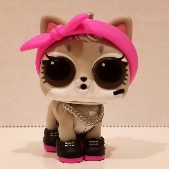 L.O.L. Surprise! Fluffy Pets Purrs Winter Disco Glitter Snow BB, EUC - Picture 1 of 16